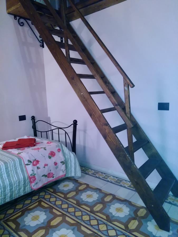 La Corte Di Lucina Terralba Экстерьер фото
